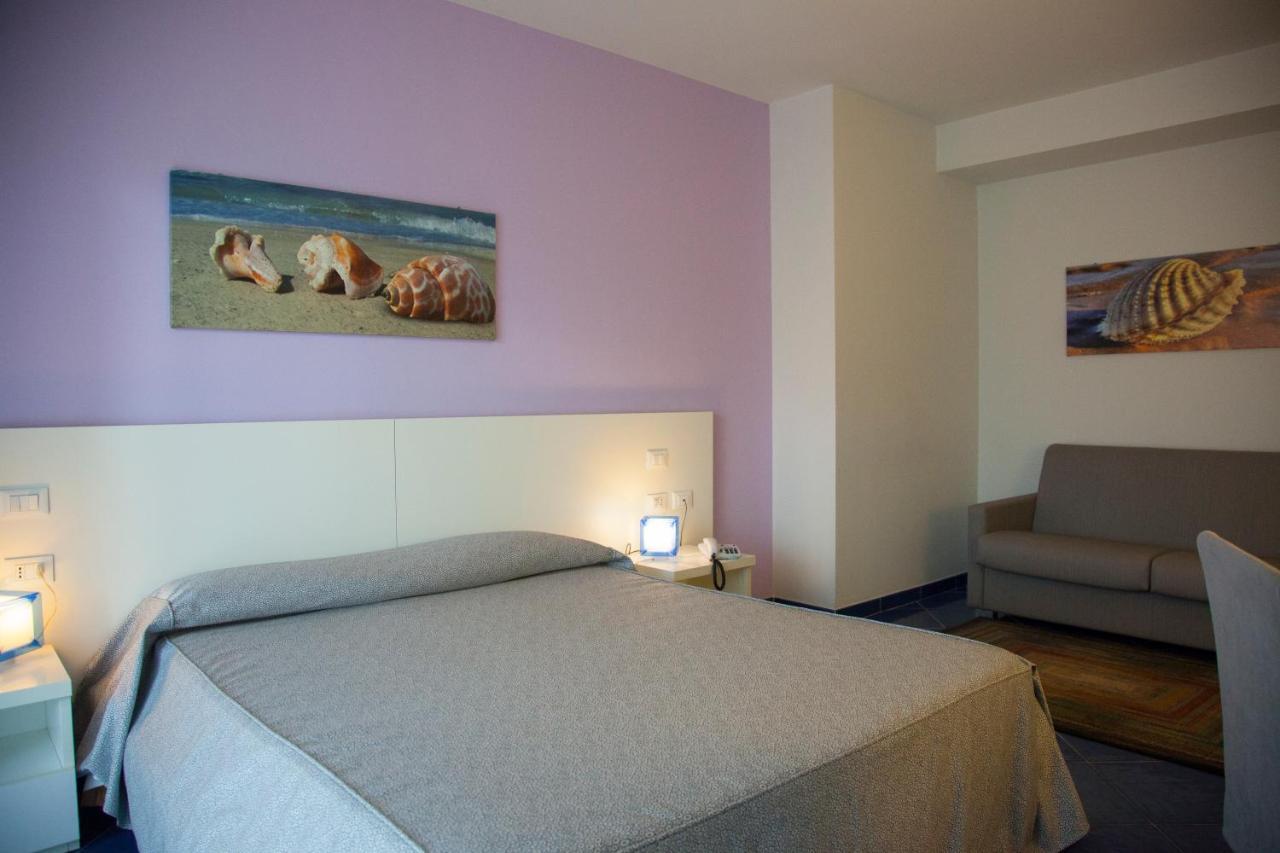 Aurea Hotel Tortoreto Eksteriør bilde